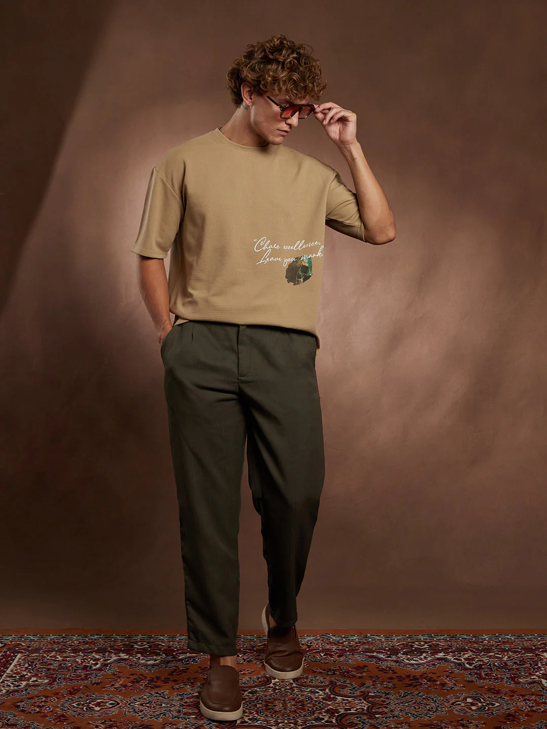 Boxy Grecian-Modernism T-Shirt - Image 8