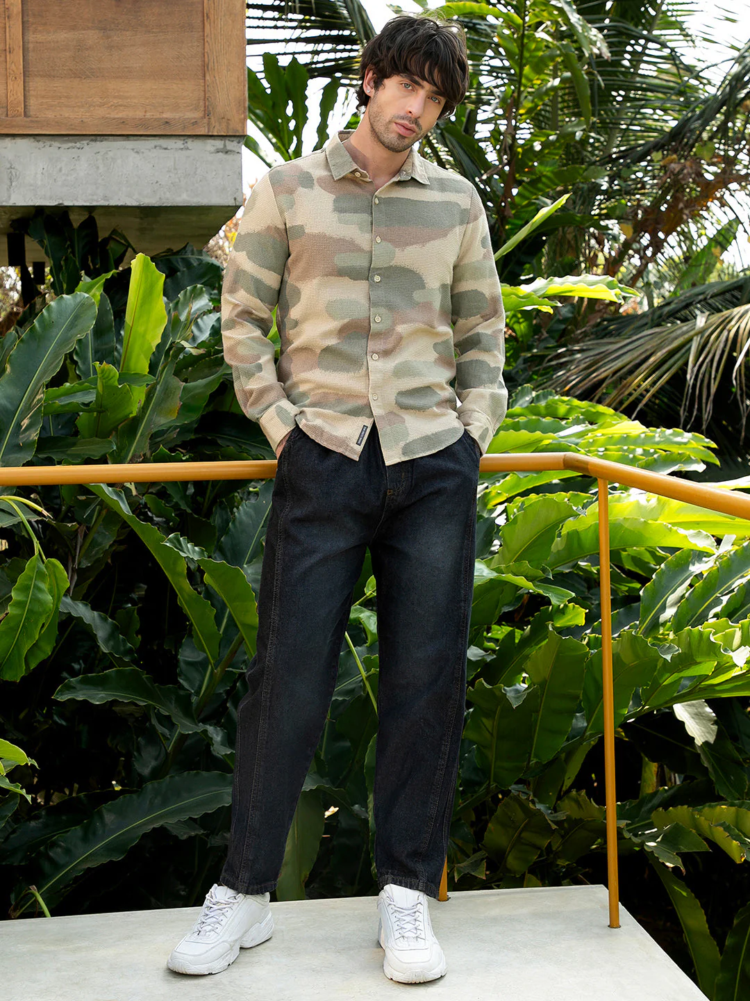 Abstract-Print Waffle Shirt - Image 5
