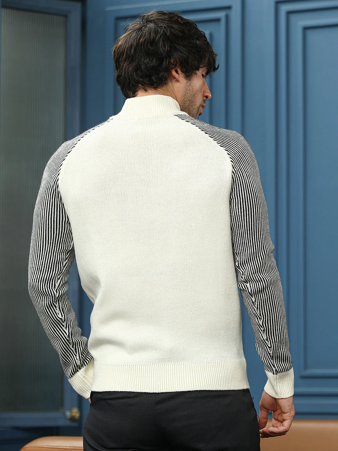 Self-Raglan Knit Pullover Sweater - Image 4