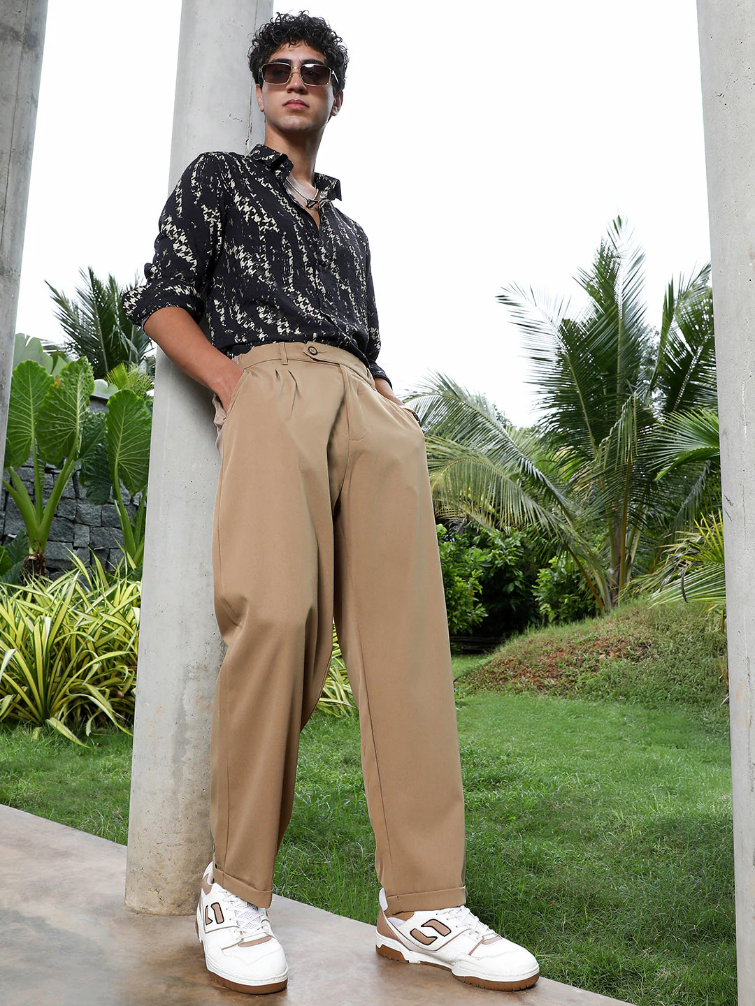 Lightweight - Extended-Waistband Relaxed Trousers - Image 6