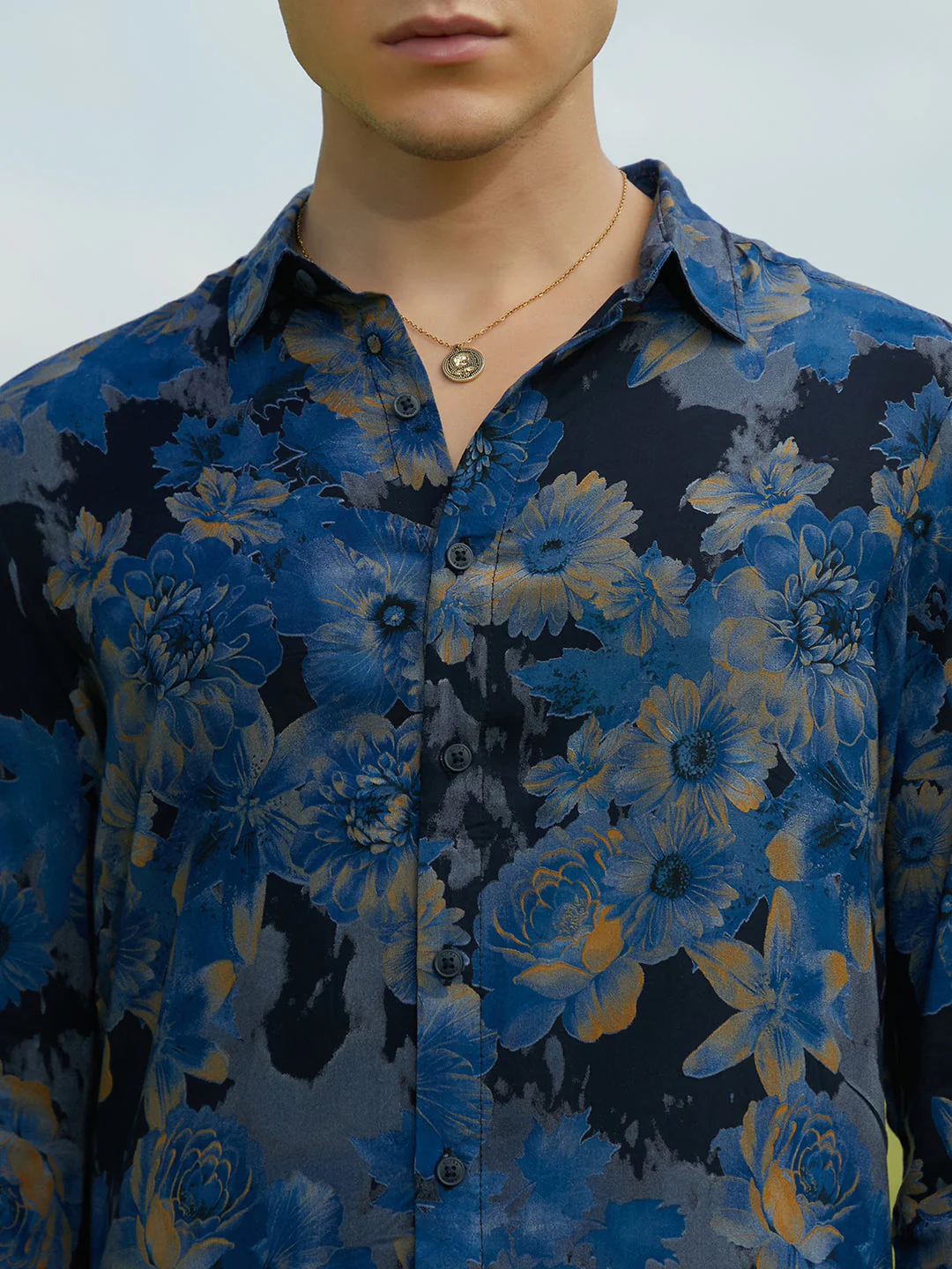 Bi-Hue Daisy Shirt - Image 7