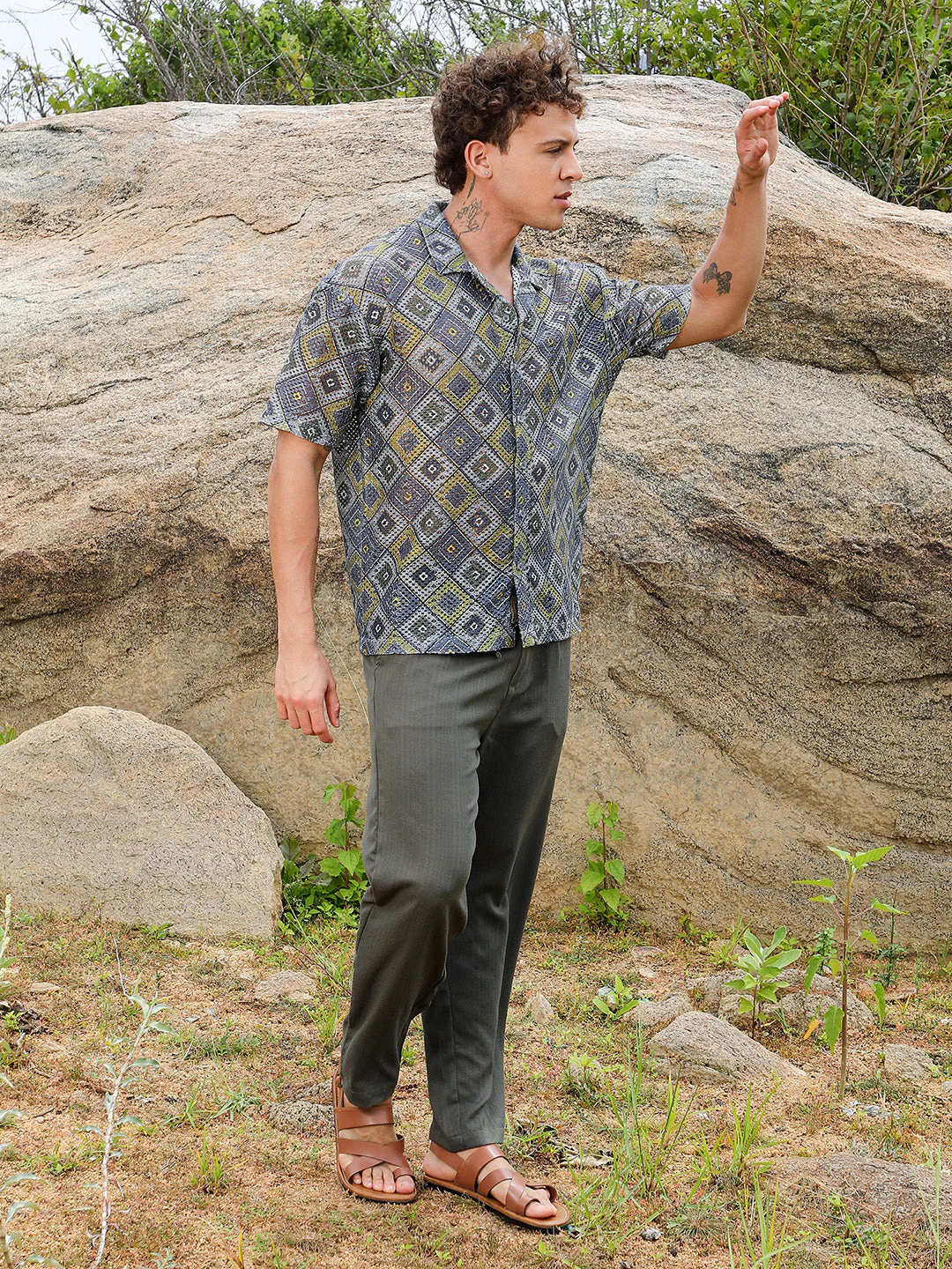 Geometric Block Oversized Shirt - Image 5