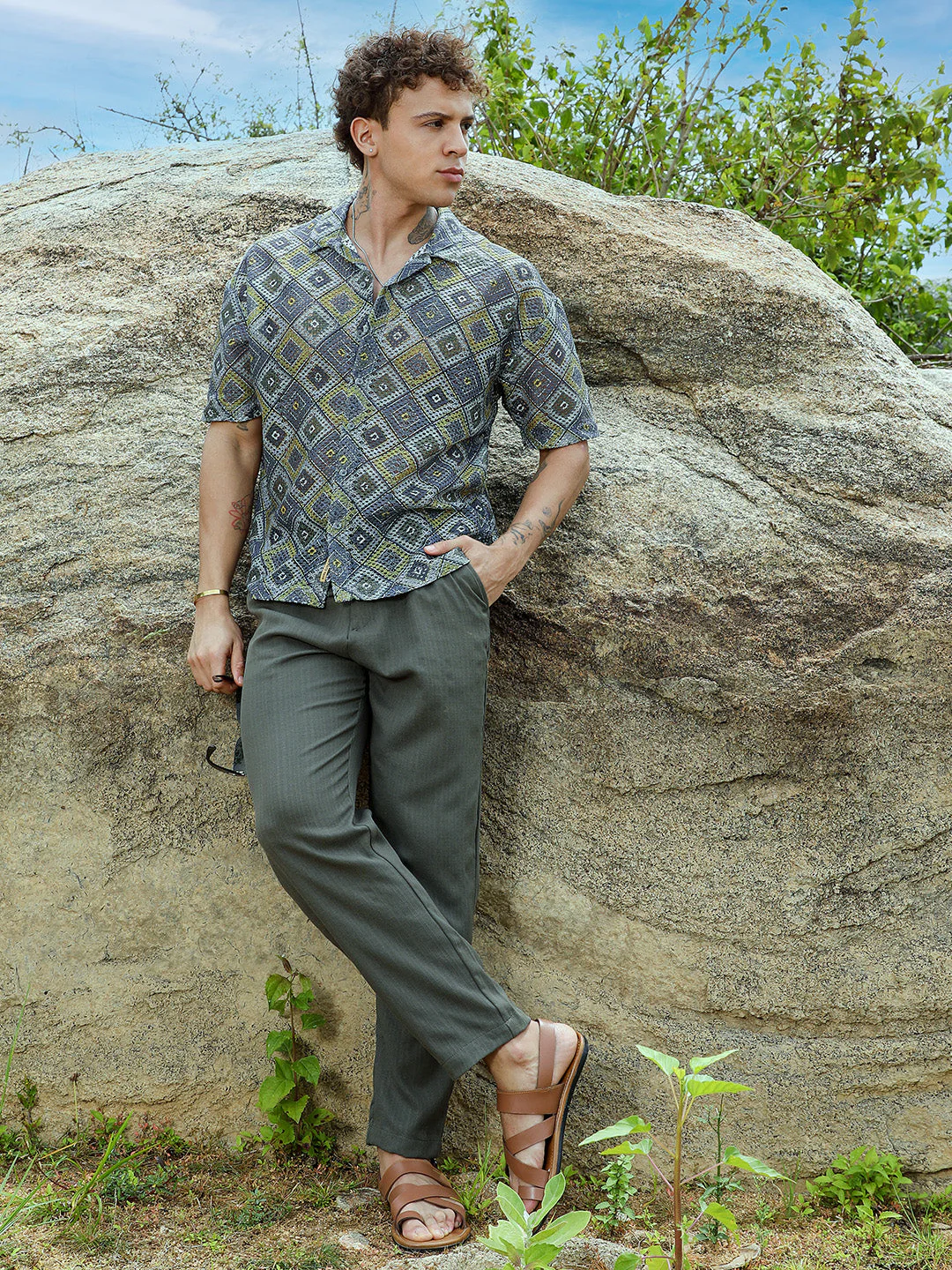 Geometric Block Oversized Shirt - Image 6