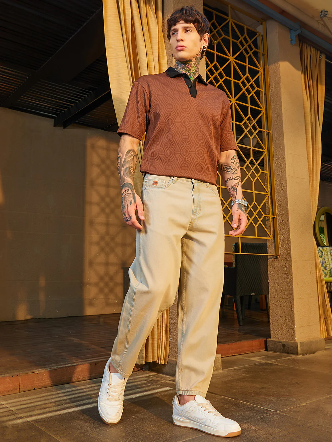 Light-Wash Carrot-Fit Denim Jeans - Image 4