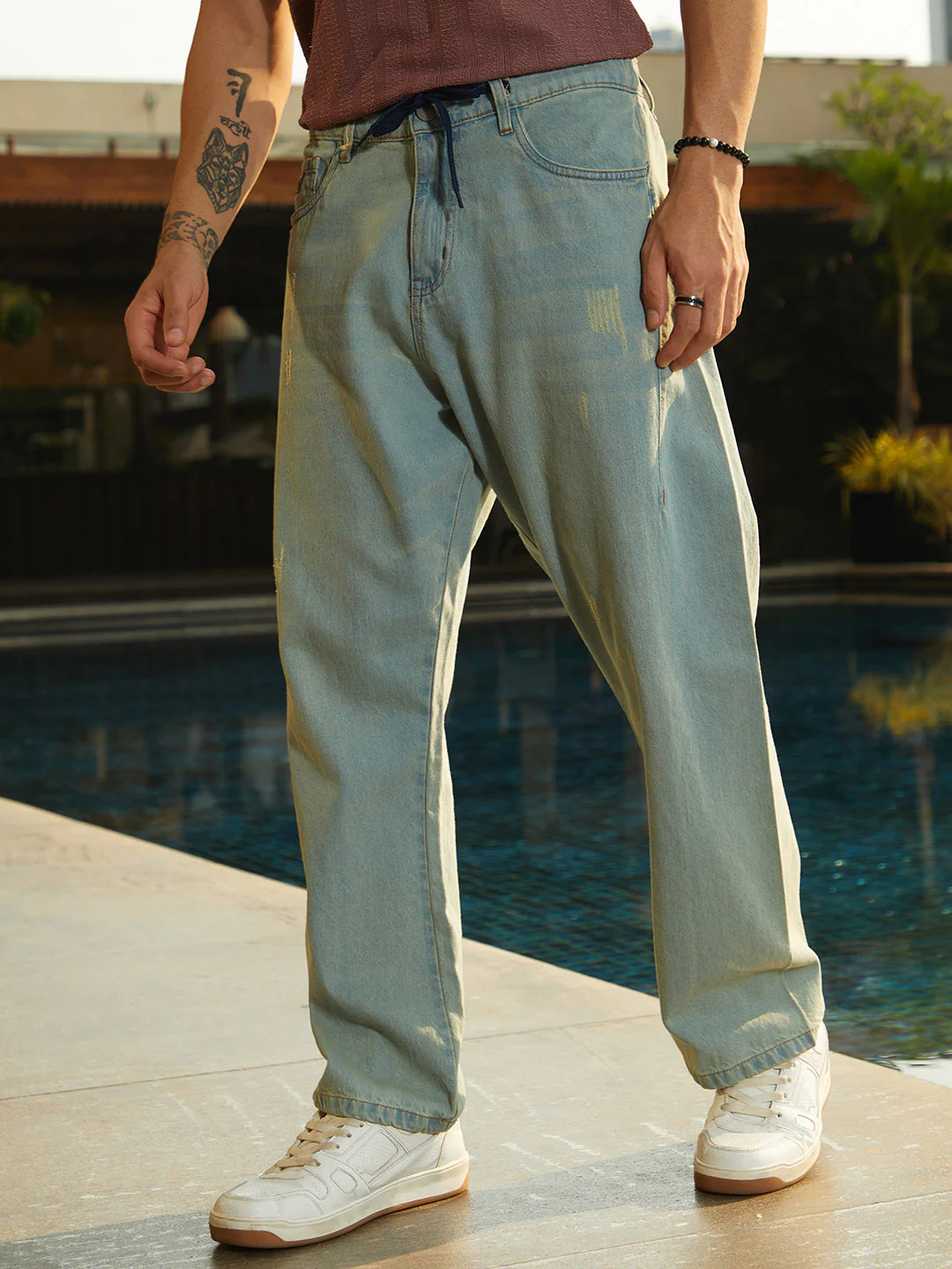 Light-Wash Straight-Fit Denim Jeans - Image 3