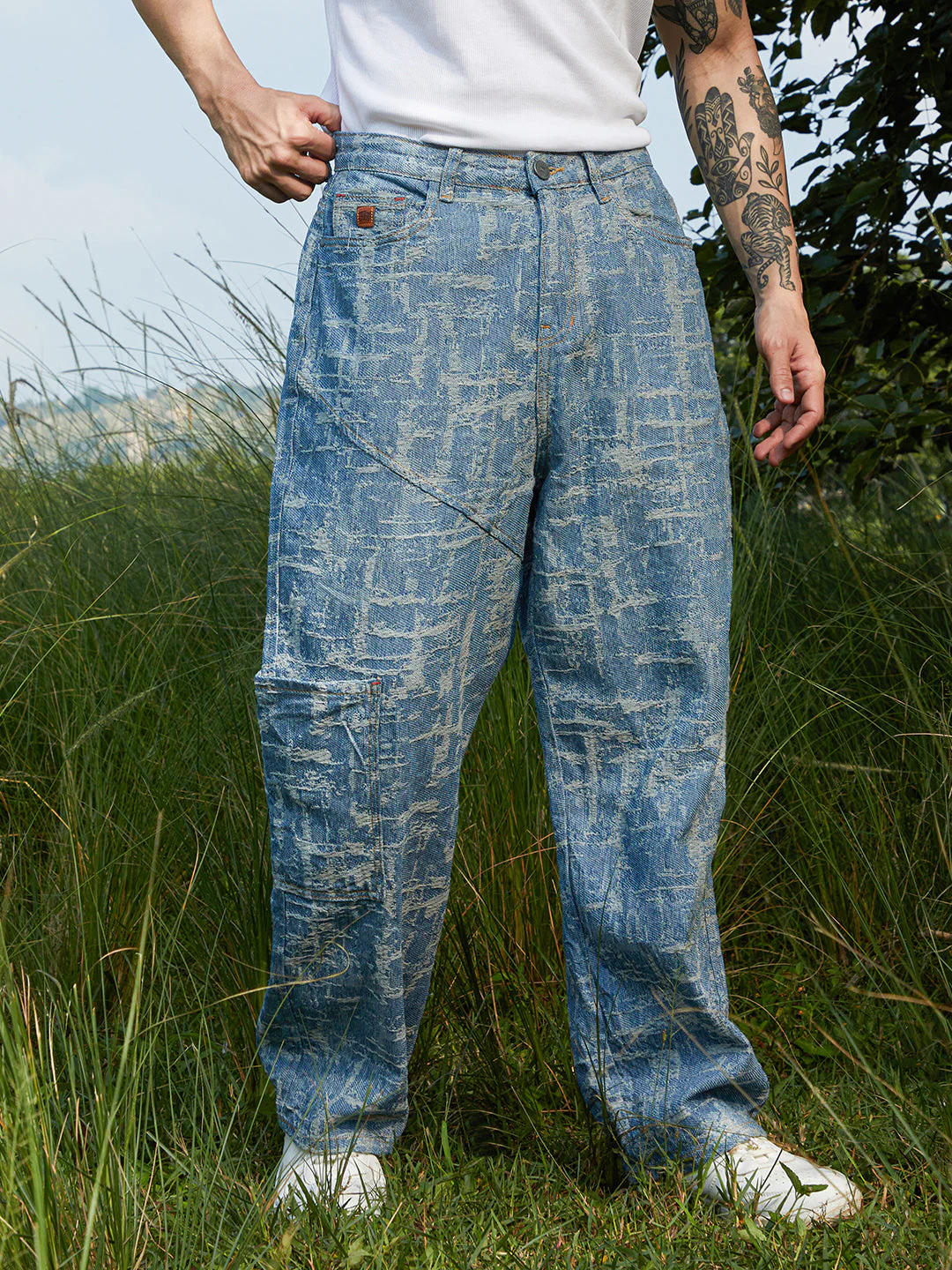 Textured Baggy Denim Jeans - Image 3
