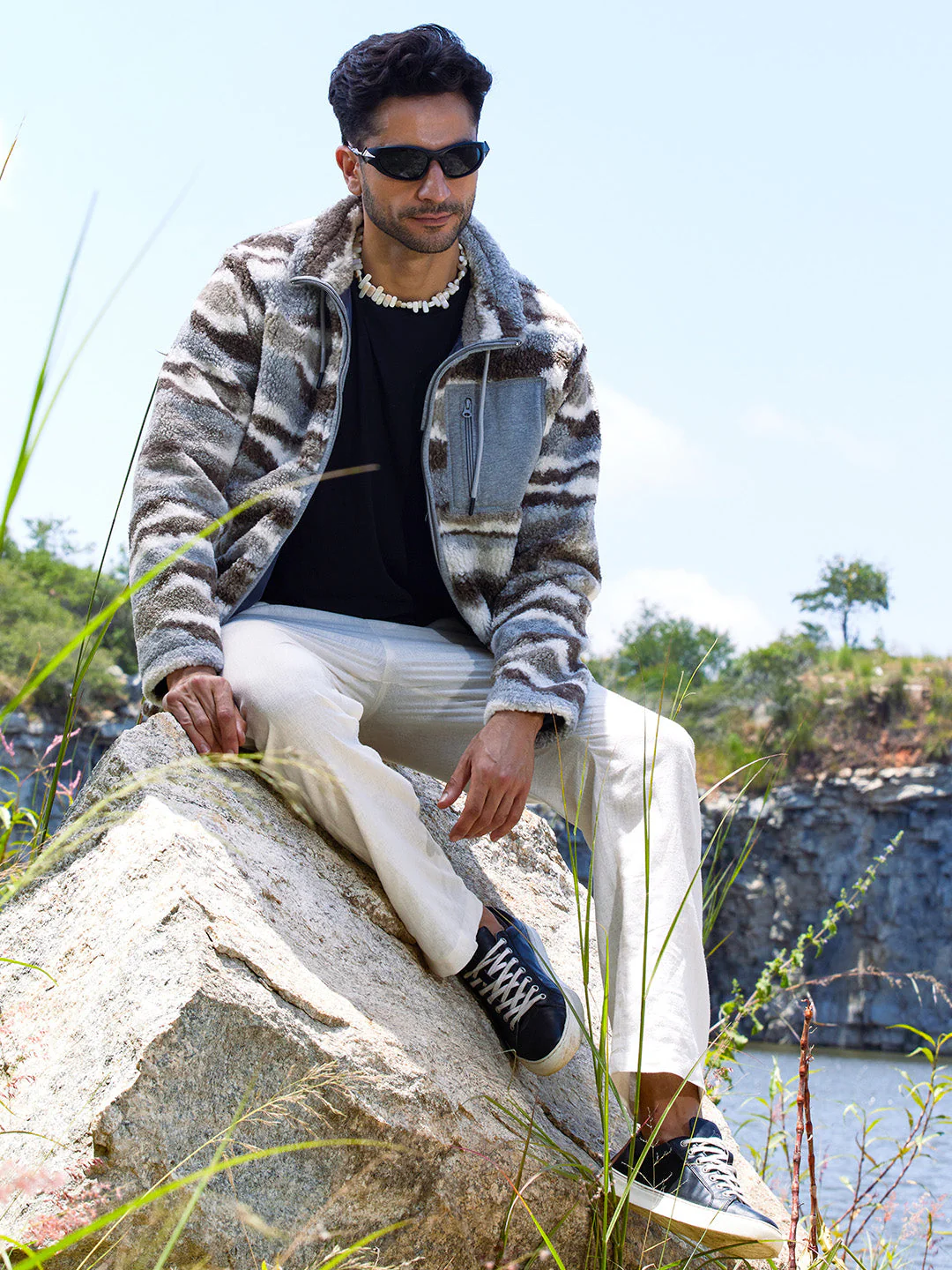Camouflage Sherpa Puffer Jacket - Image 5