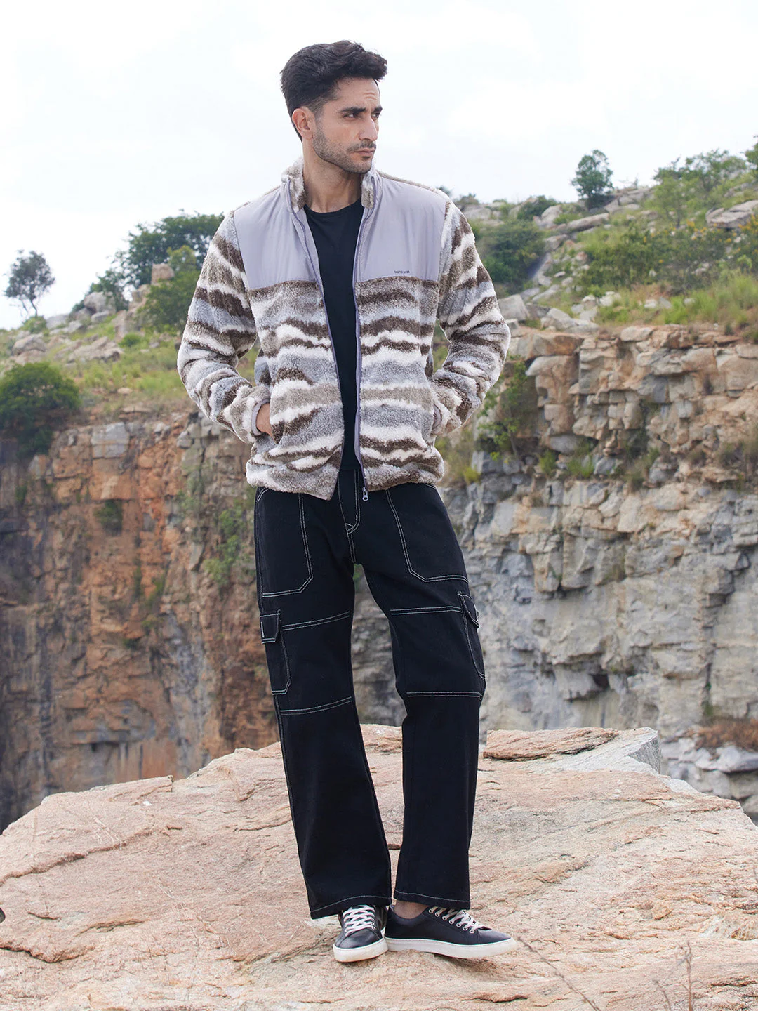Camouflage Sherpa Zip-Front Jacket - Image 5