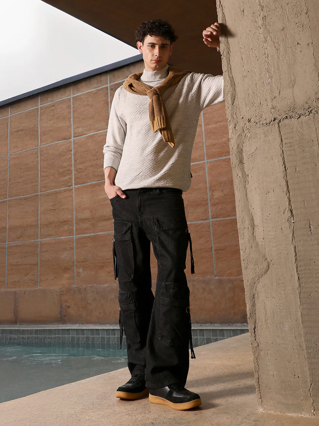 Herringbone Textured Pullover Sweater - Image 21