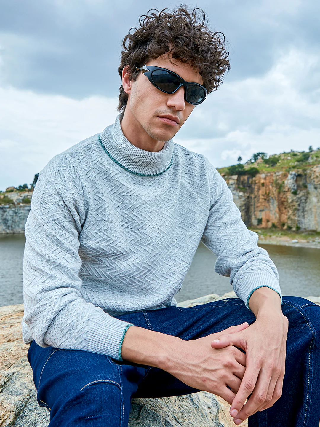 Herringbone Textured Pullover Sweater - Image 8
