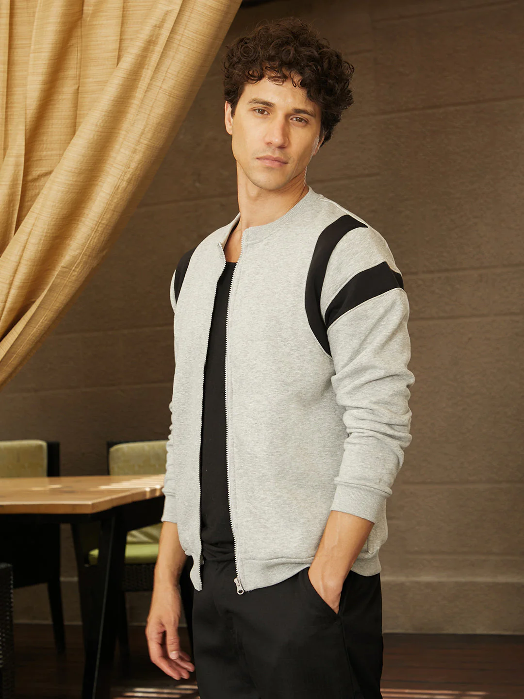 Zip-Front Jacket With Contrast Detail - Image 3