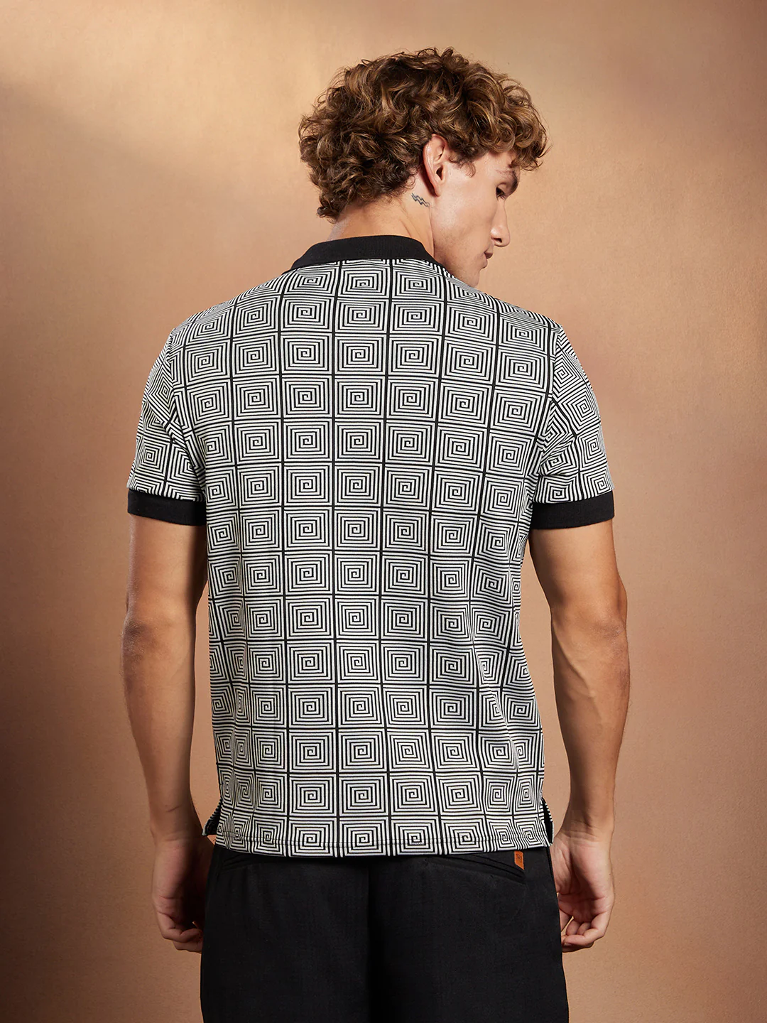 Optical-Illusion Polo T-Shirt - Image 5
