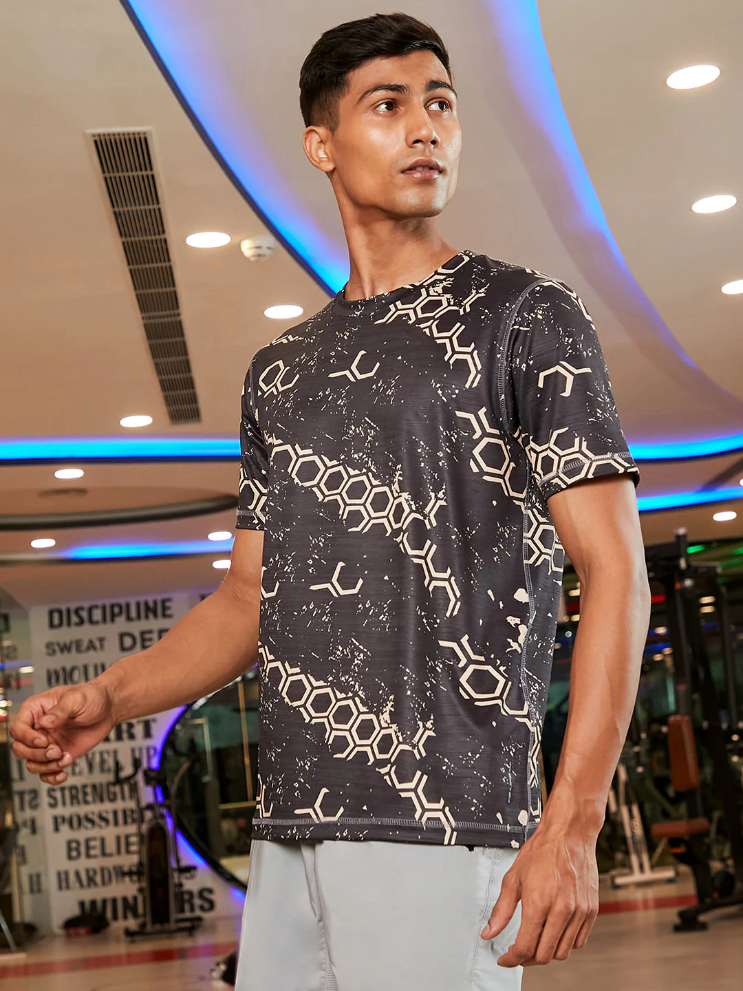 Geometric Activewear T-Shirt - Image 3