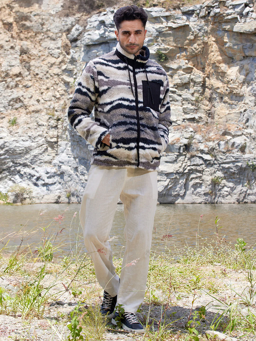 Camouflage Sherpa Puffer Jacket - Image 5