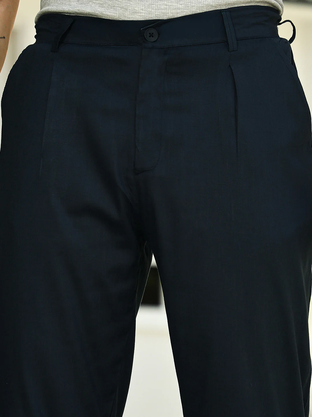 Linen-Blend Tapered Trousers - Image 6