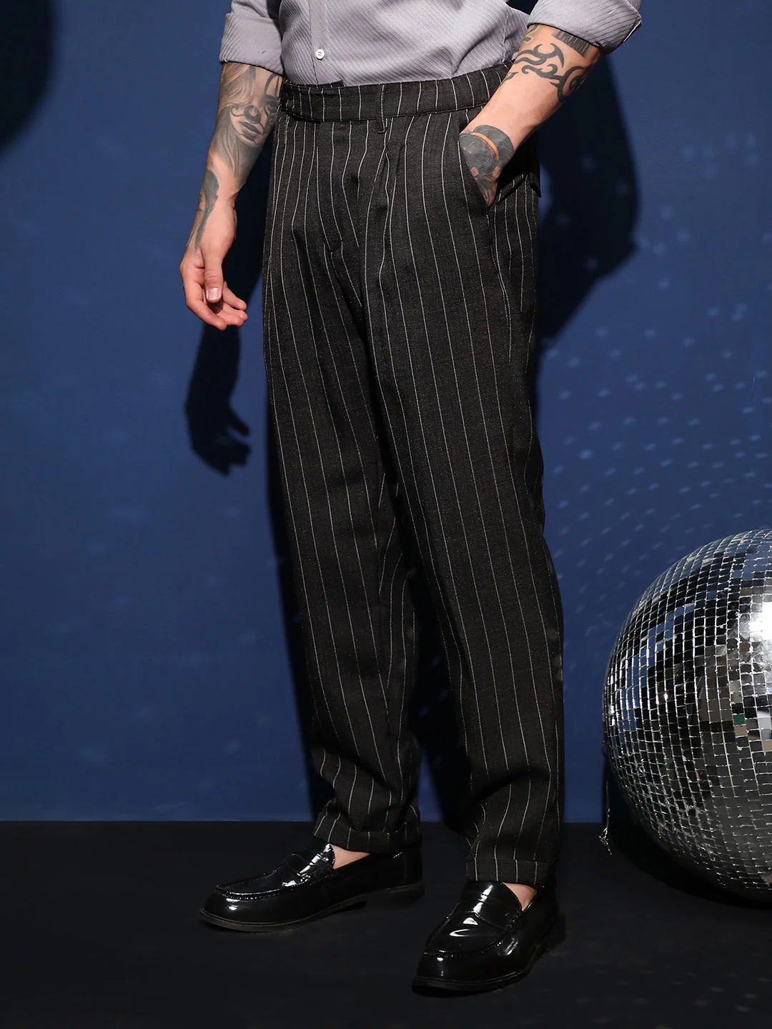 Lightweight - Pinstripe-Pleated Chino Trousers - Image 3