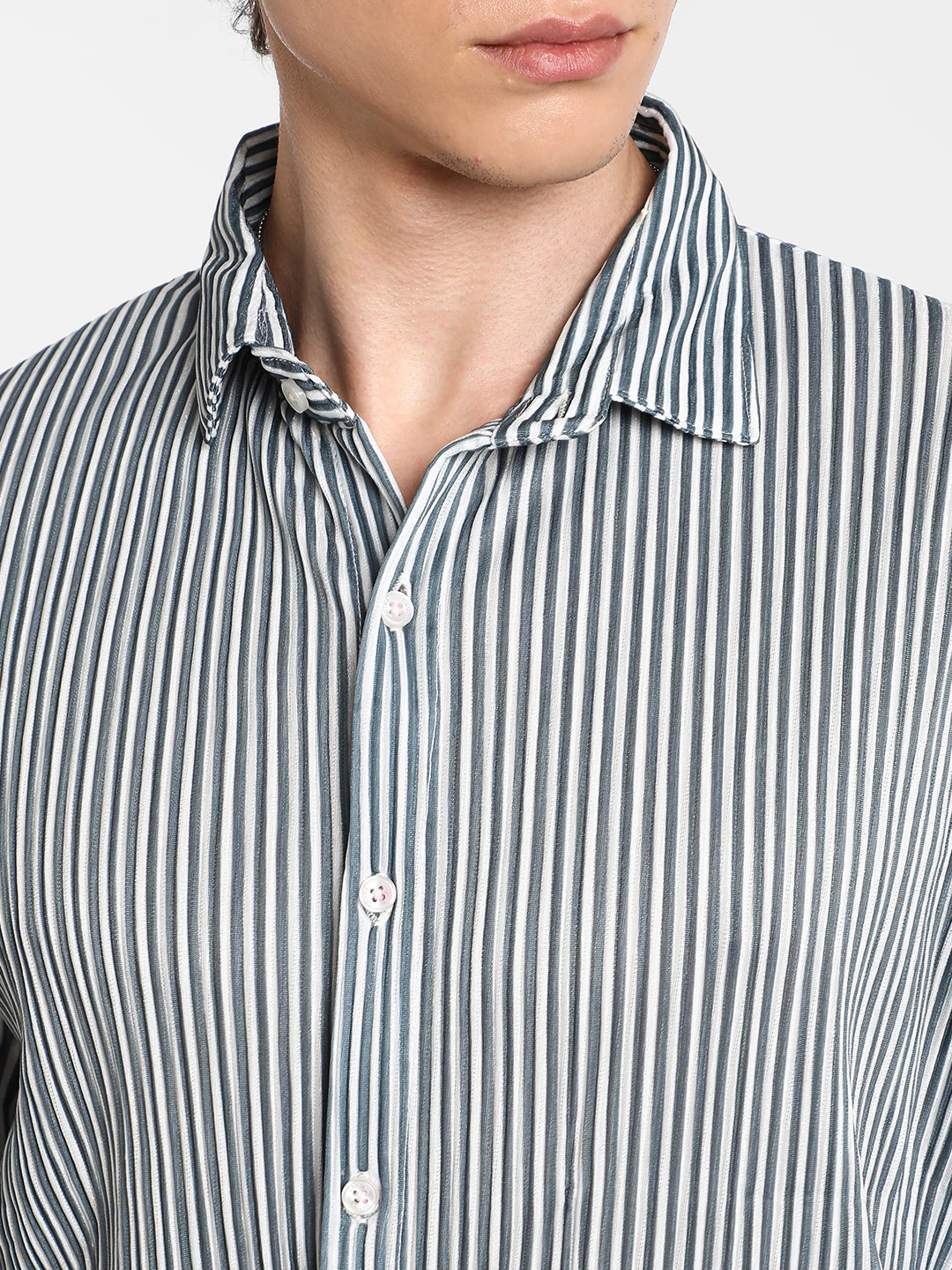Pleat-Creased Shirt - Image 14