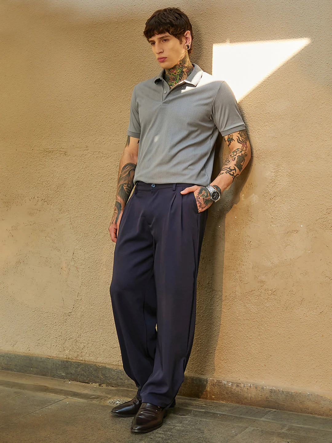 Straight-Cuffed Pleated Trousers - Image 5
