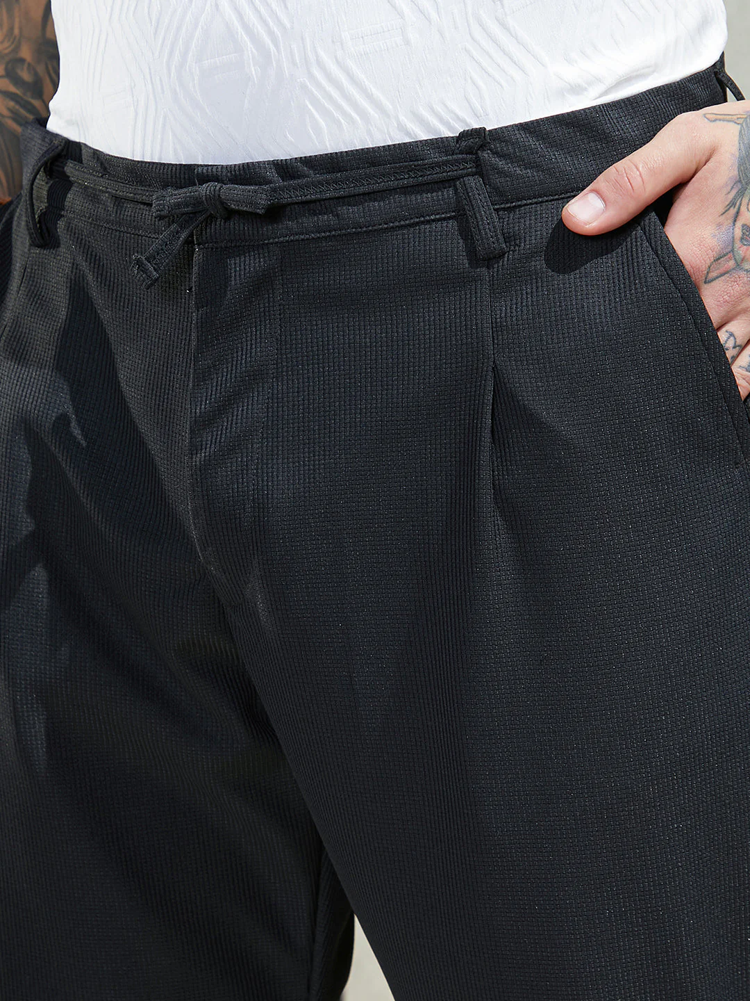 Lightweight - Tactile-Pleated Chino Trousers - Image 7