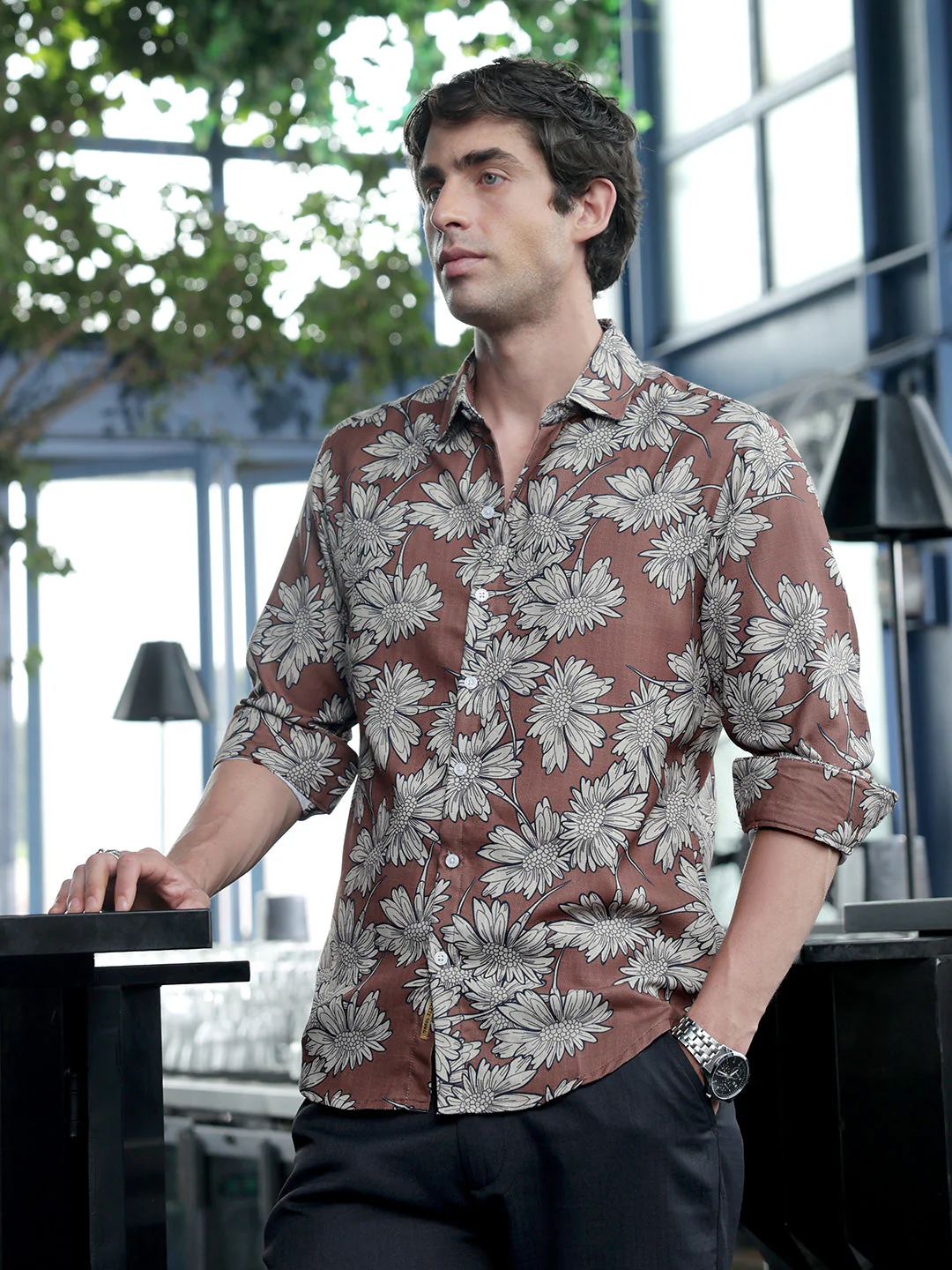 Contrast-Sunflower Imprint Shirt - Image 3