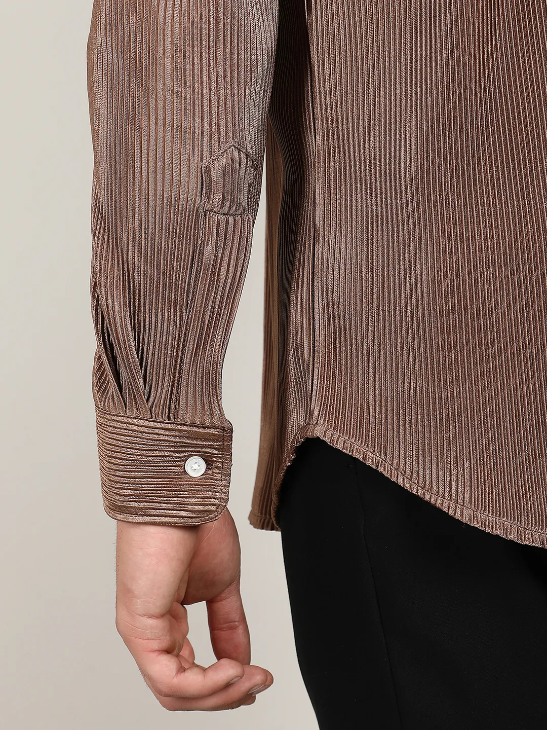 Pleat-Creased Shirt - Image 3