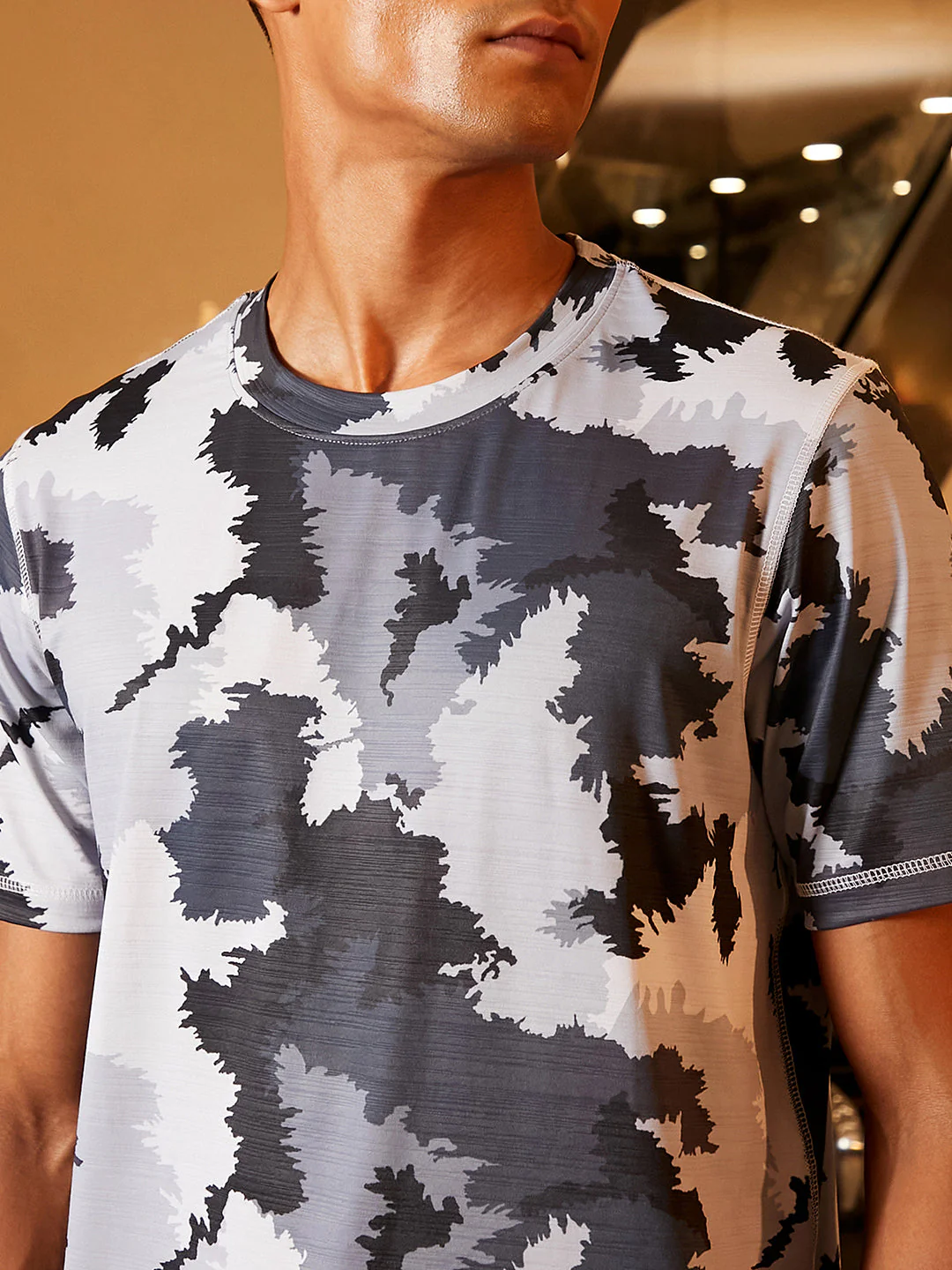 Camouflage Activewear T-Shirt - Image 7