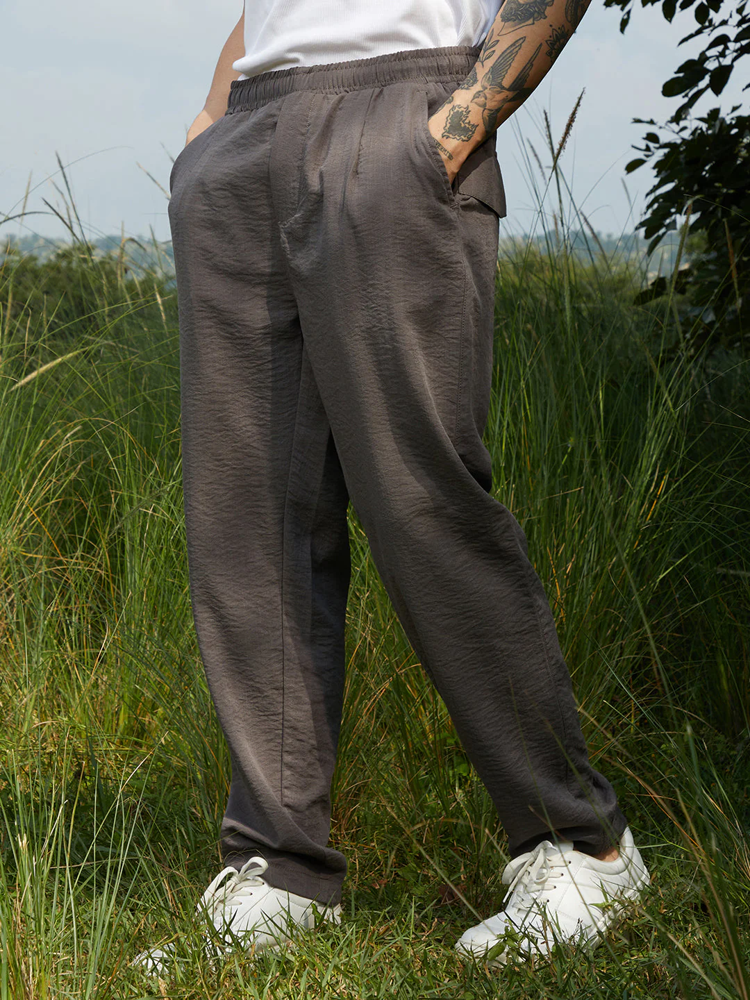 Lightweight - Crinkled Tailored Trousers - Image 3