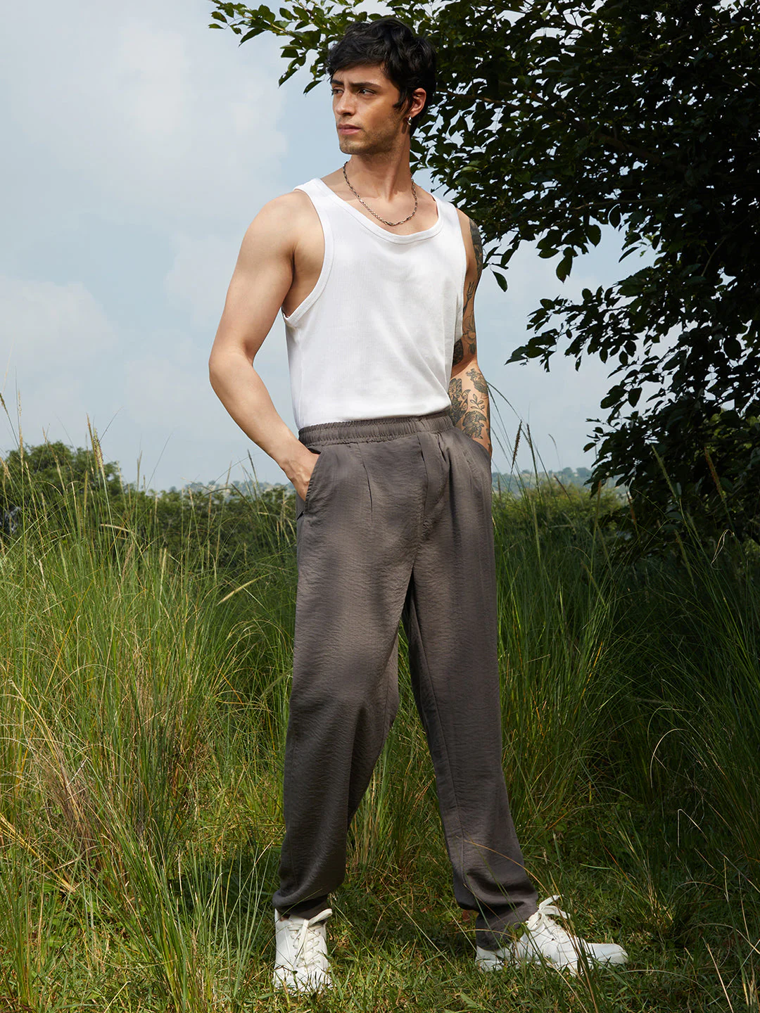Lightweight - Crinkled Tailored Trousers - Image 5