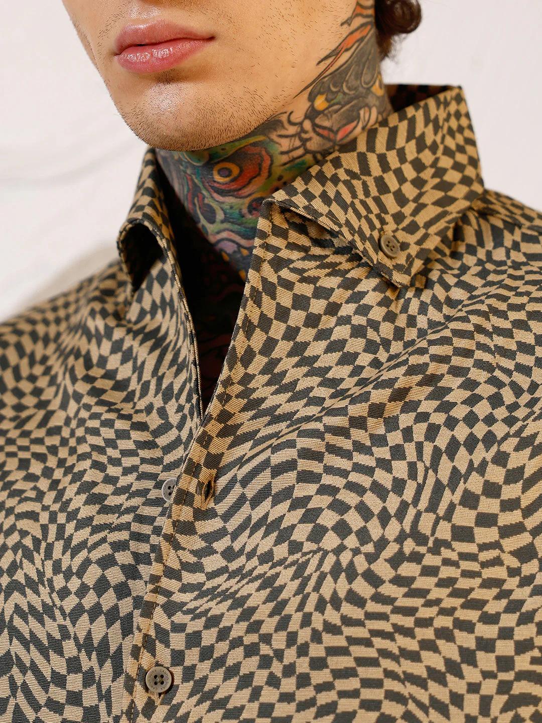 Curved-Check Jacquard Shirt - Image 7