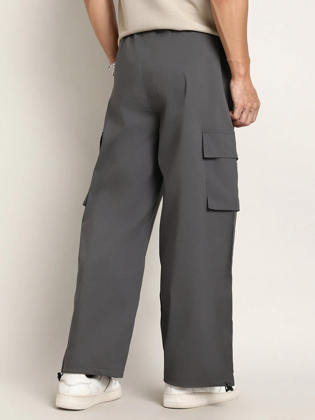 Parachute-Relaxed Cargo Trousers - Image 4