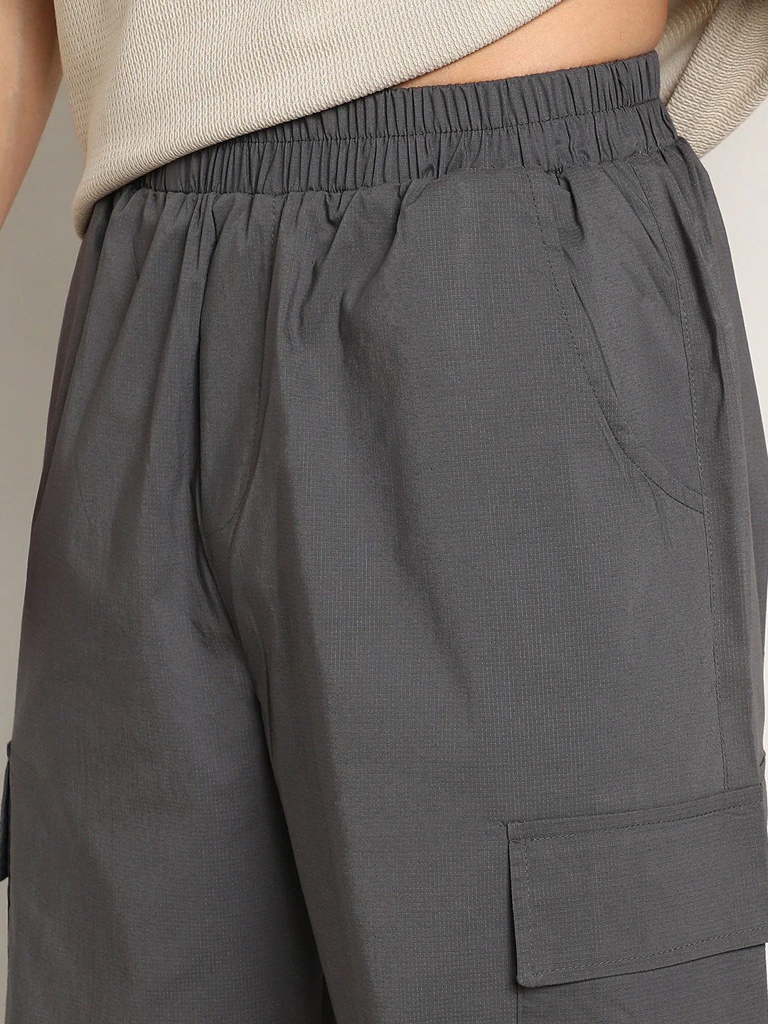 Parachute-Relaxed Cargo Trousers - Image 7
