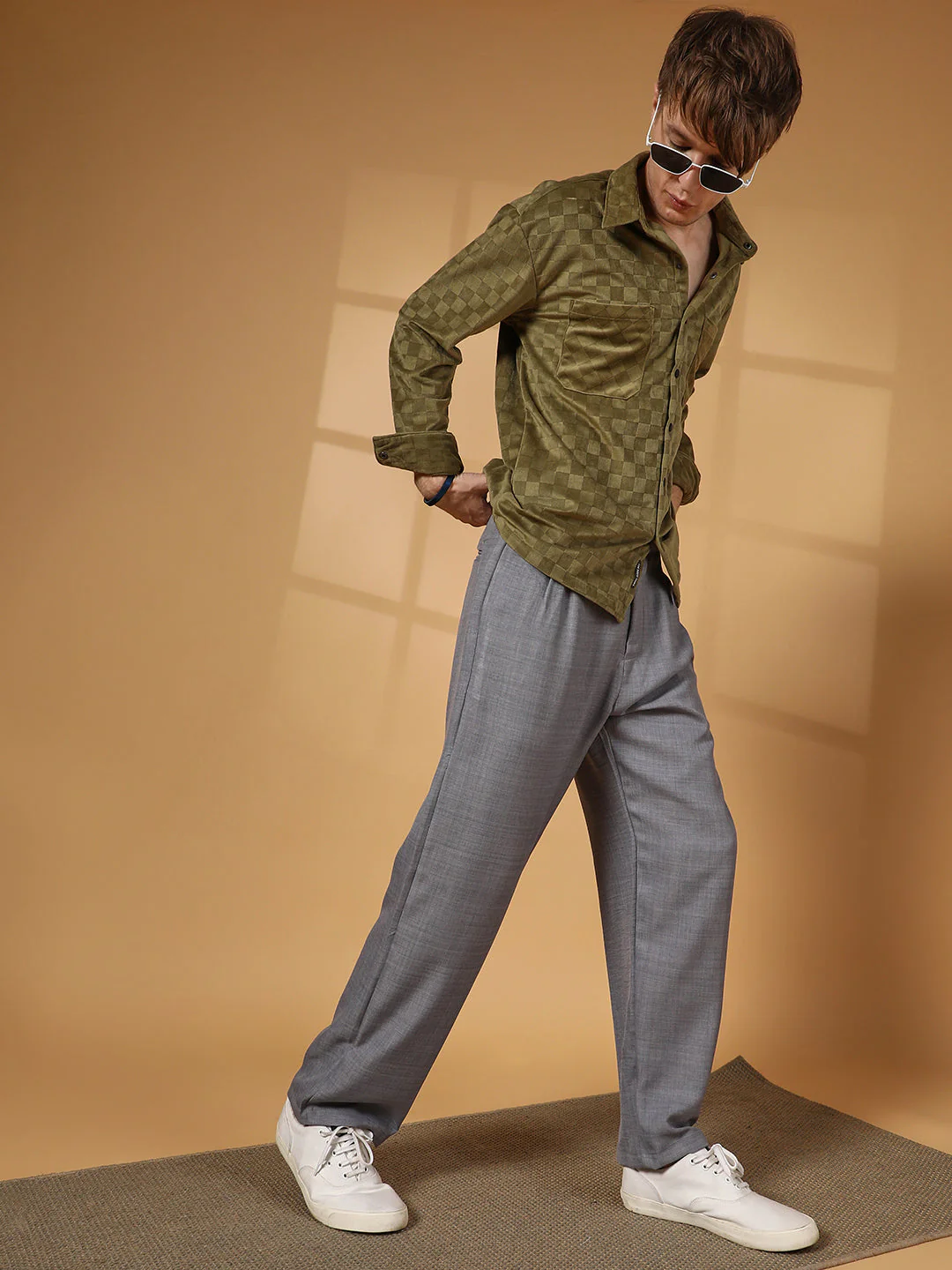 Lightweight - Pleated Relaxed Trousers - Image 6