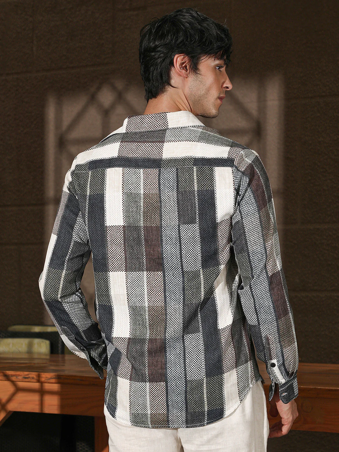 Woven-Block Oversized Shirt - Image 4