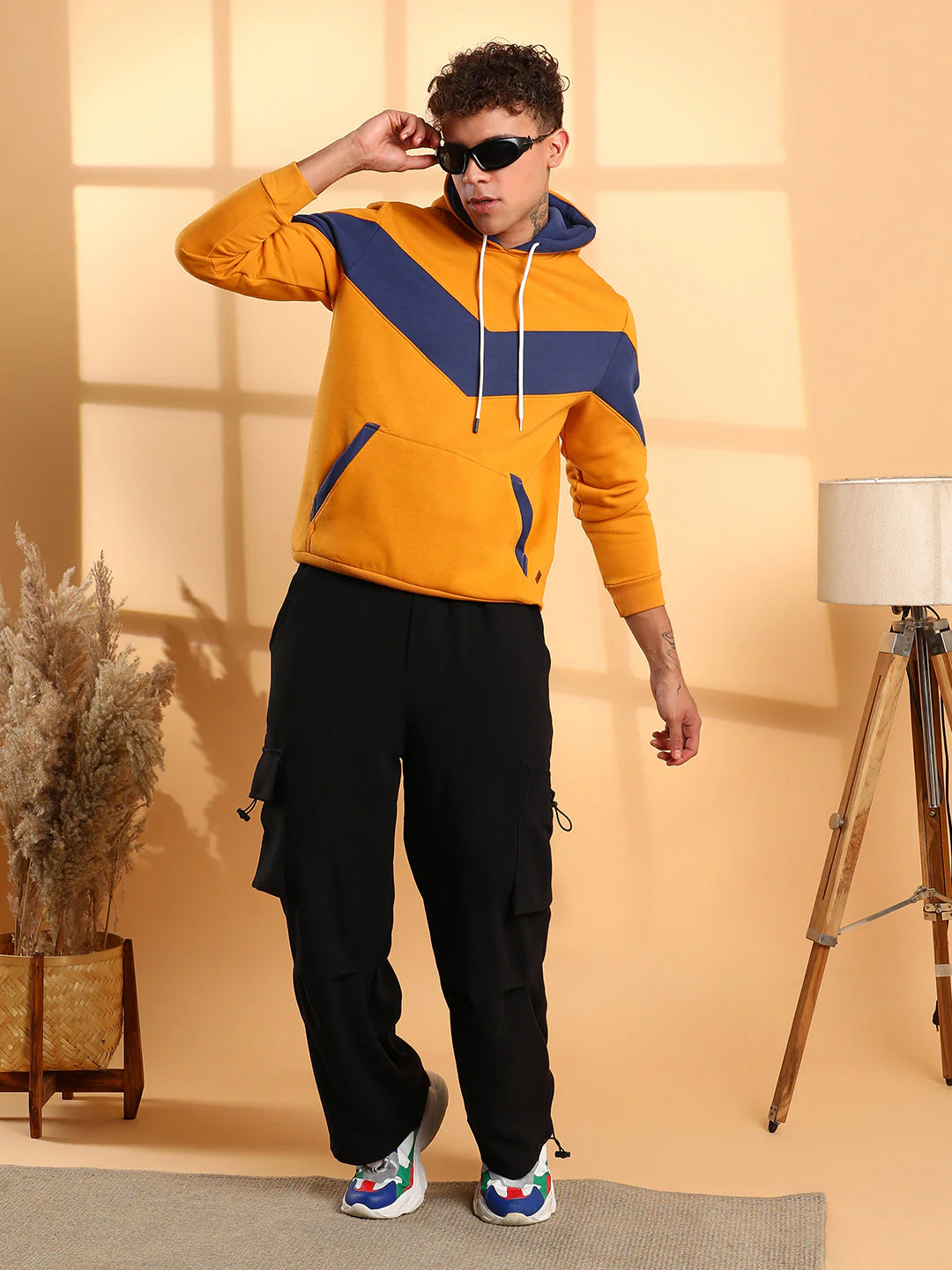 Men's Contrast Panel Hoodie With Ribbed Hem - Image 6