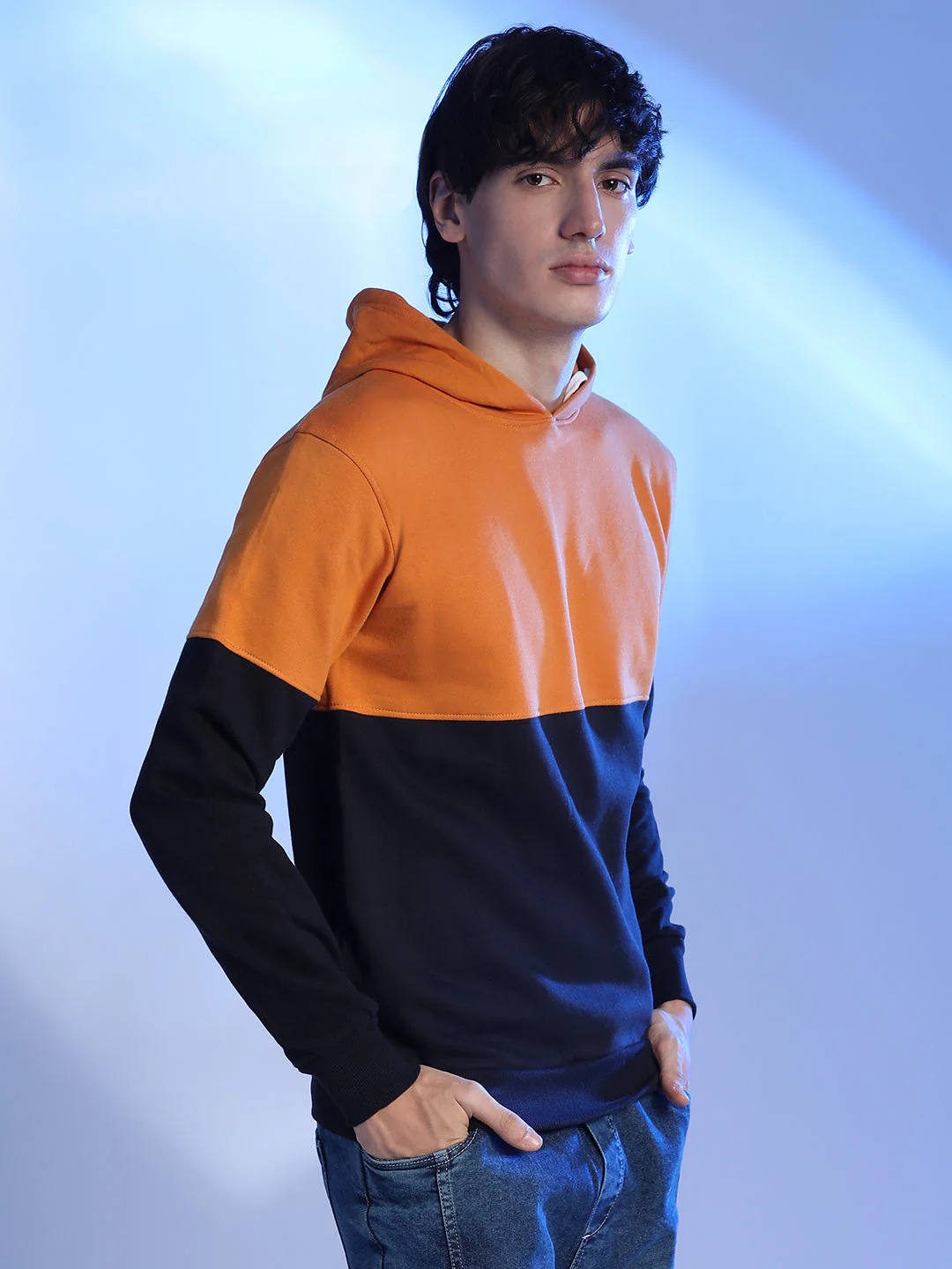 Contrast Blcok Sweatshirt - Image 3