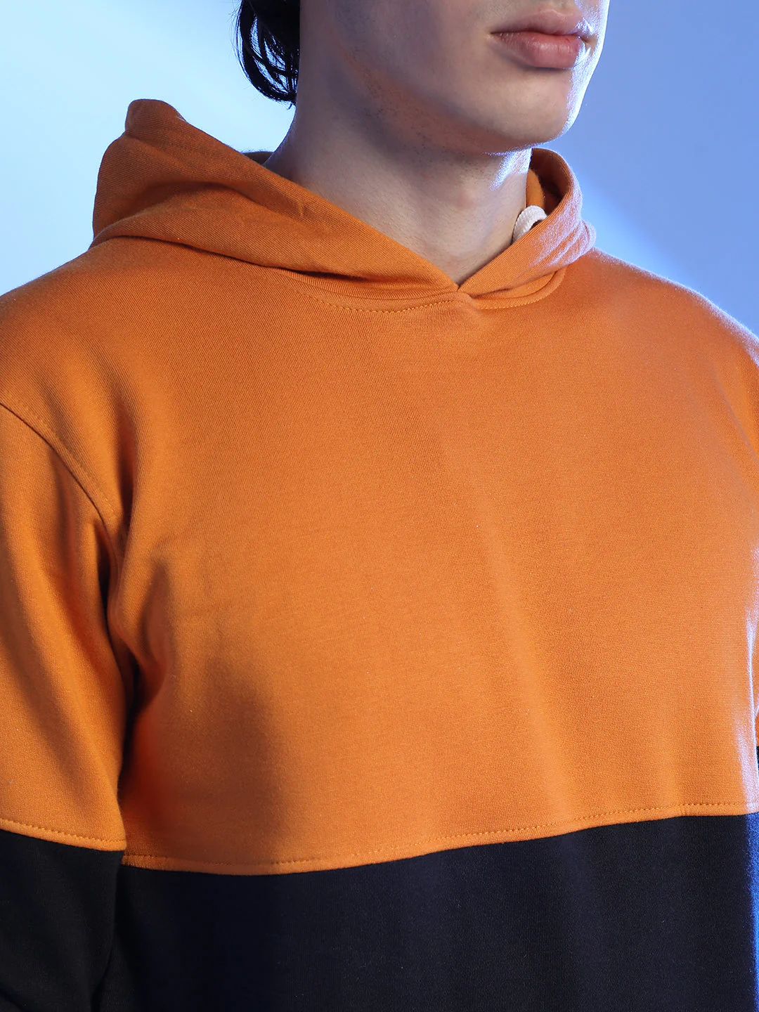 Contrast Blcok Sweatshirt - Image 7