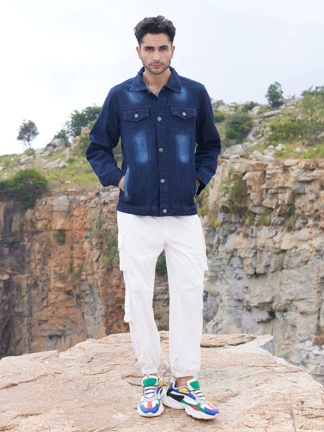 Men's Dark-Wash Denim Jacket With Button-Closure - Image 5