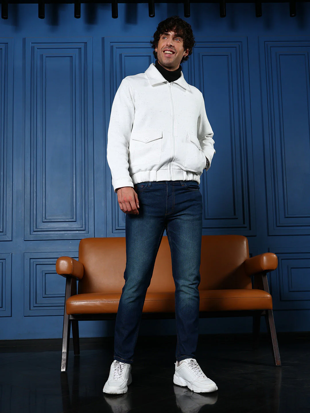 Dark-Wash Slim Denim Jeans - Image 5