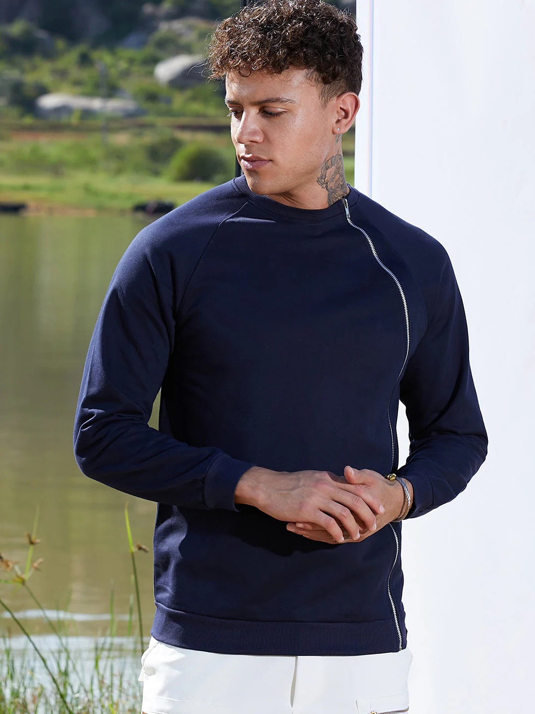 Sweatshirt With Asymmetriclal Zip - Image 3