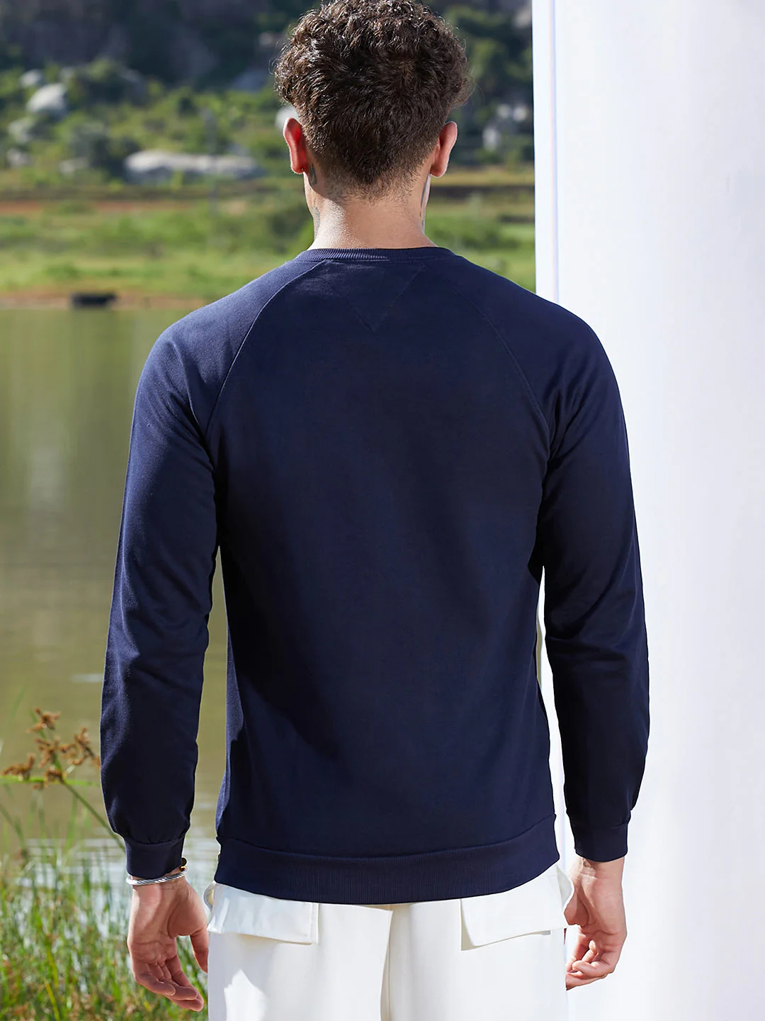 Sweatshirt With Asymmetriclal Zip - Image 4