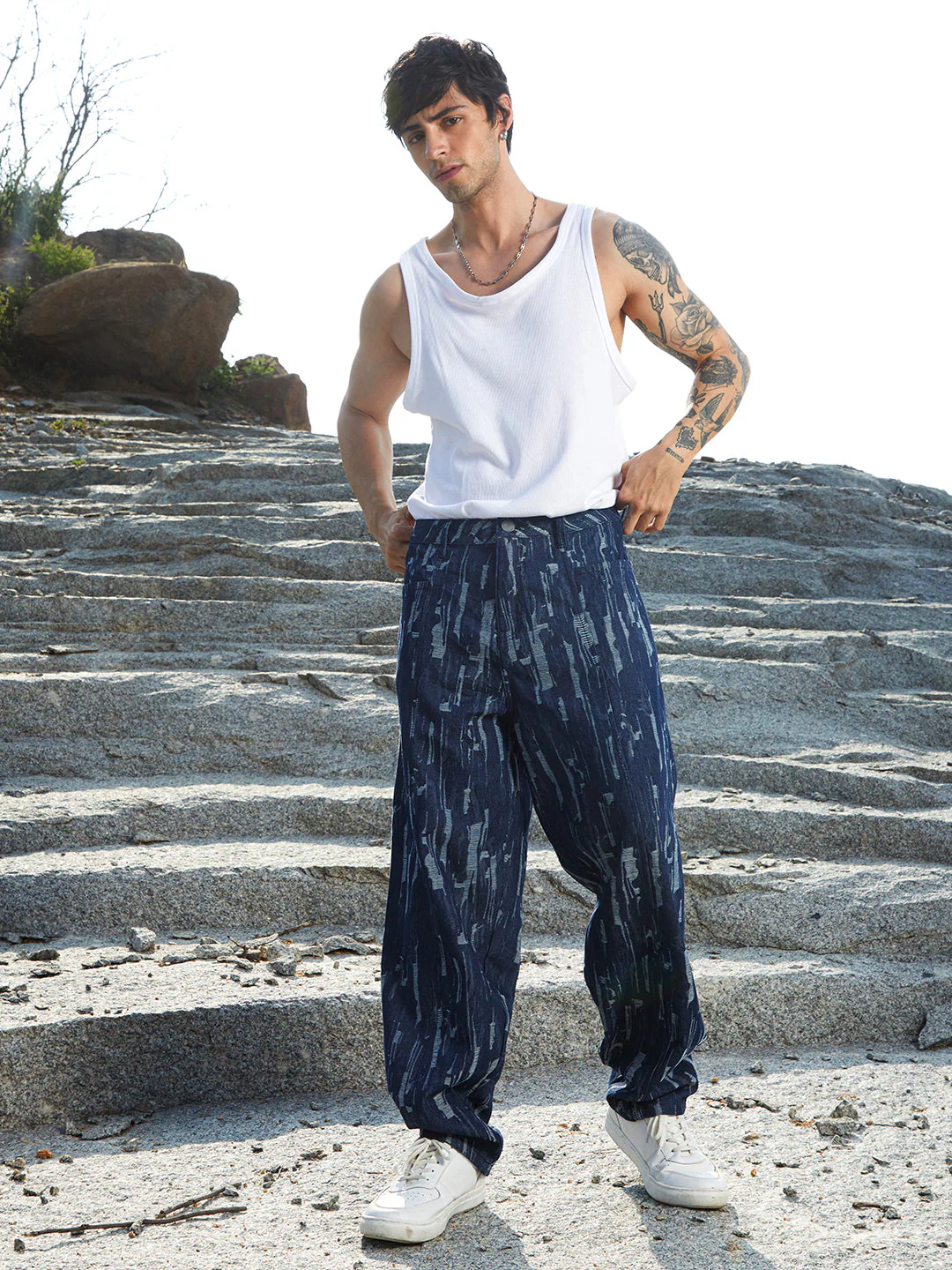 Textured Baggy Denim Jeans - Image 5