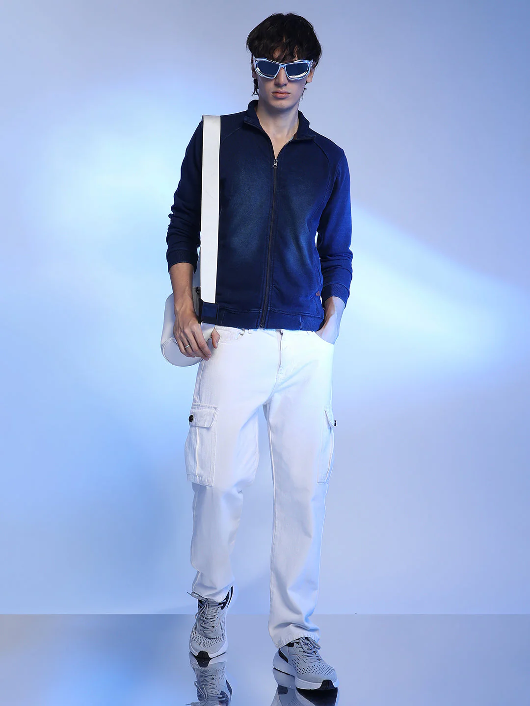 Zip-Front Dark-Wash Denim Jacket - Image 6