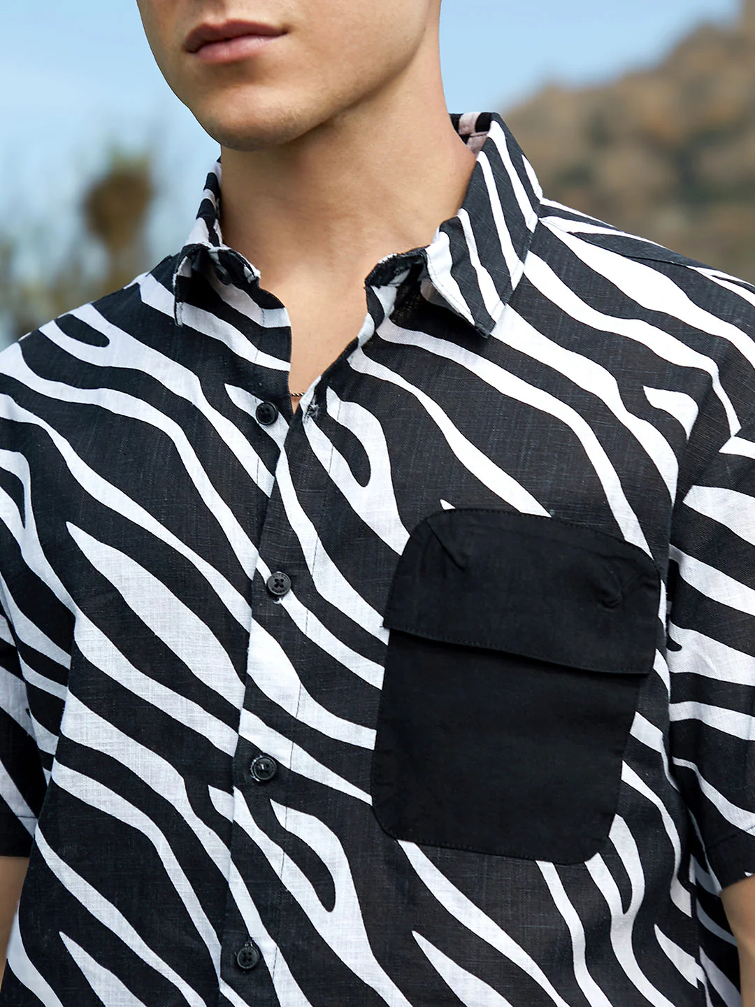 Zebra-Lined Oversized Shirt - Image 7