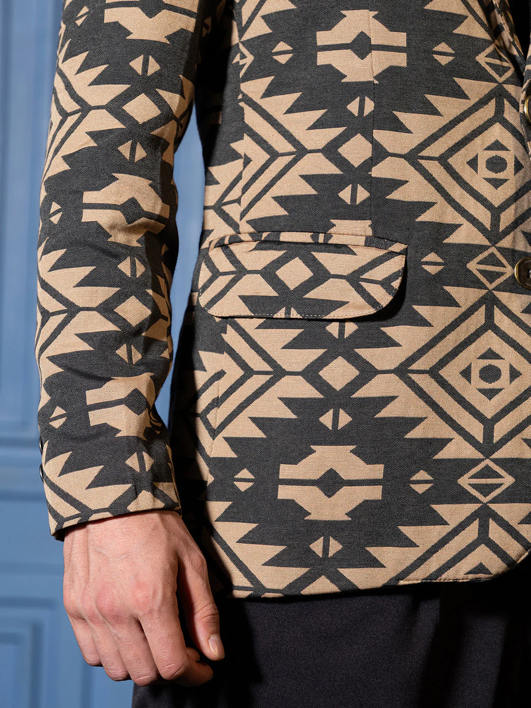 Tailored Aztec-Block Jacquard Blazer - Image 8