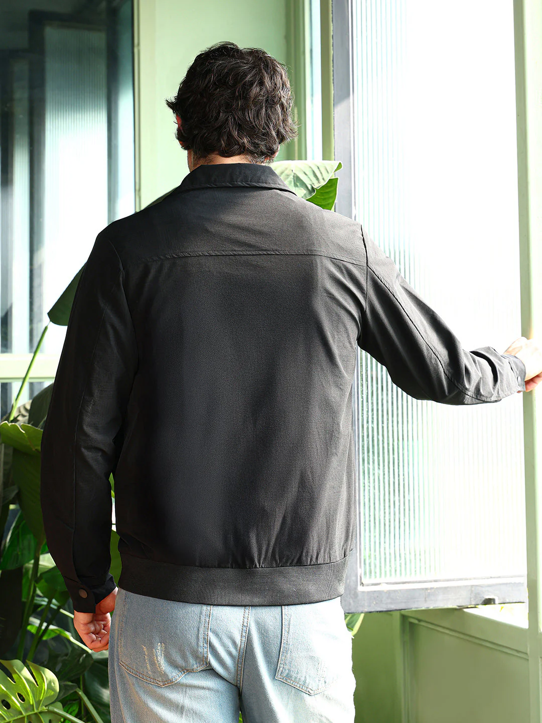 Zip-Front Geometric-Jacquard Jacket - Image 4