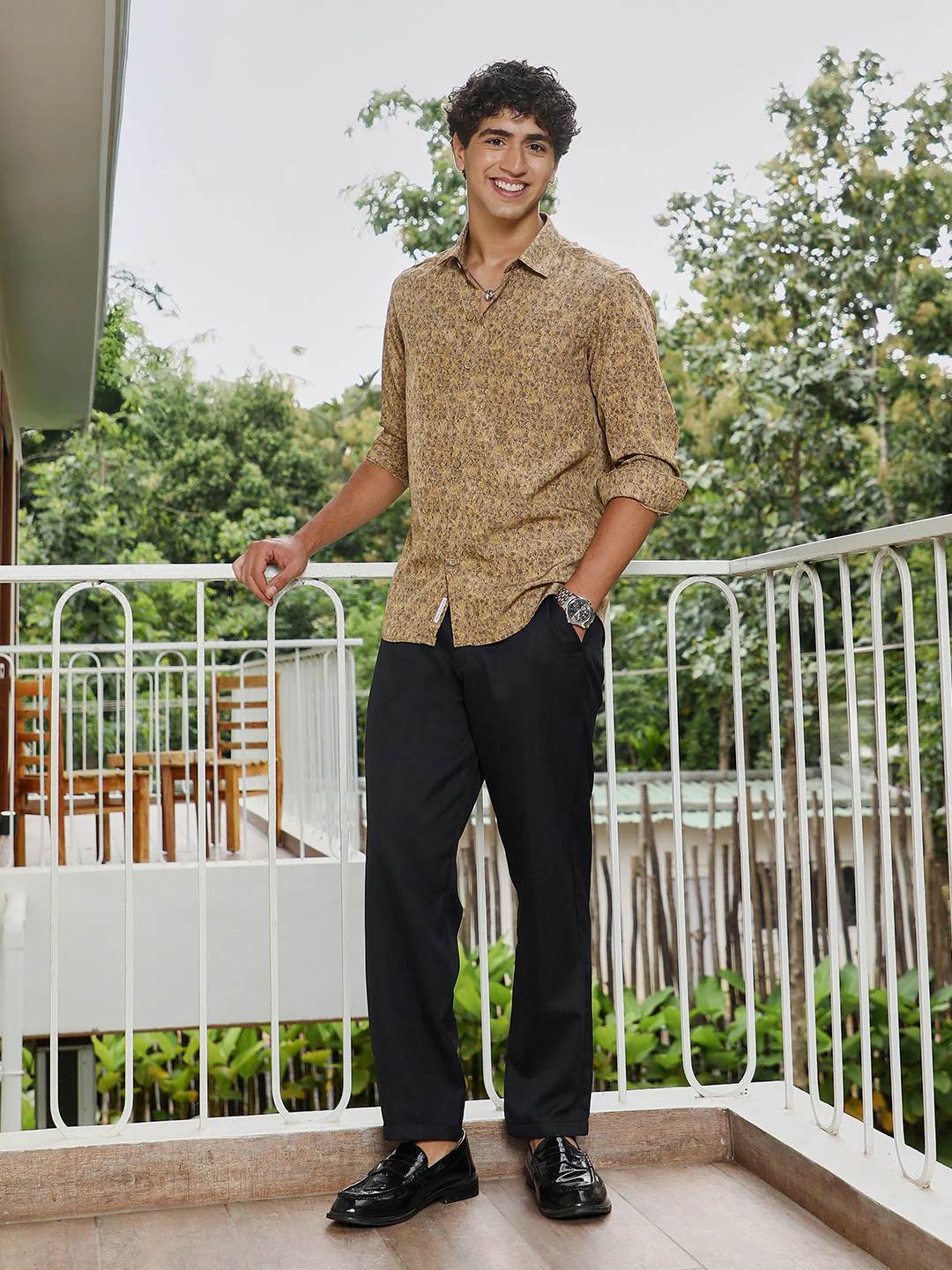 Indie Floral-Motif Imprint Shirt - Image 5