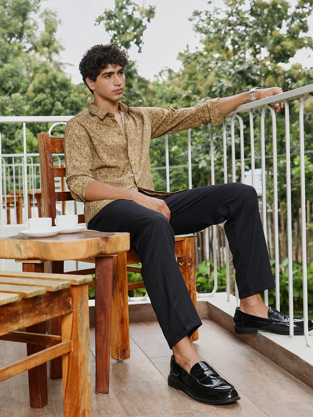 Indie Floral-Motif Imprint Shirt - Image 6