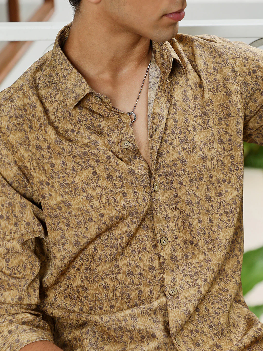 Indie Floral-Motif Imprint Shirt - Image 7