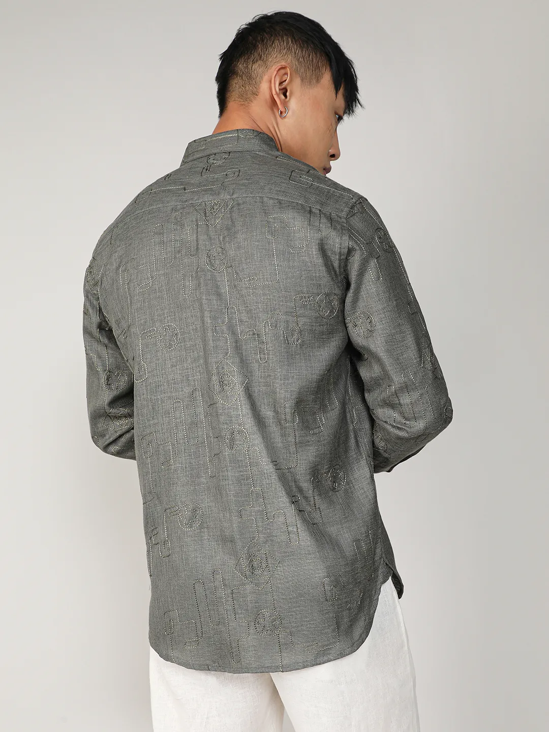 Embroidered One-Lined Shirt - Image 4