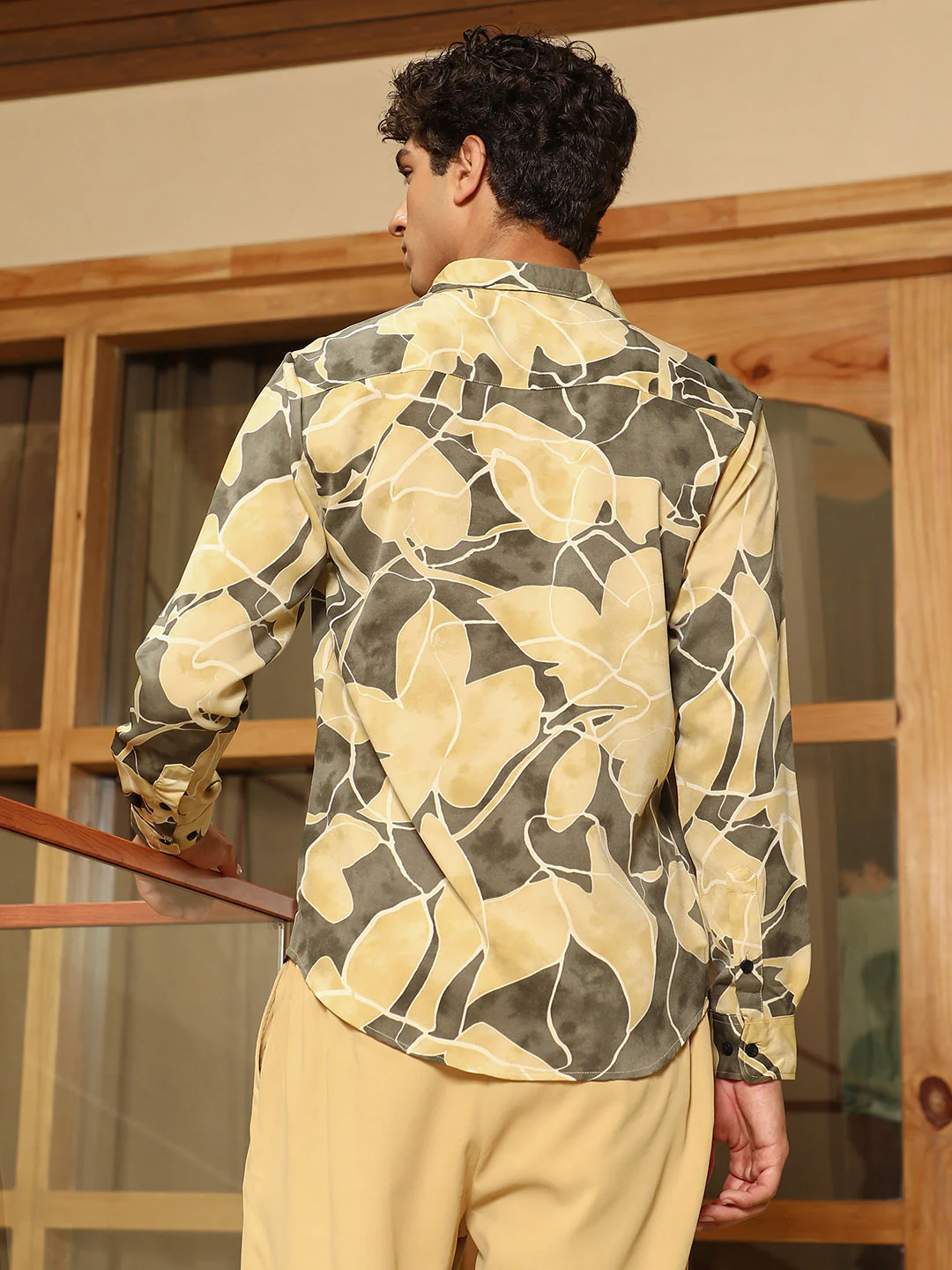 Artistic-Foliage Lined Imrprint Shirt - Image 4